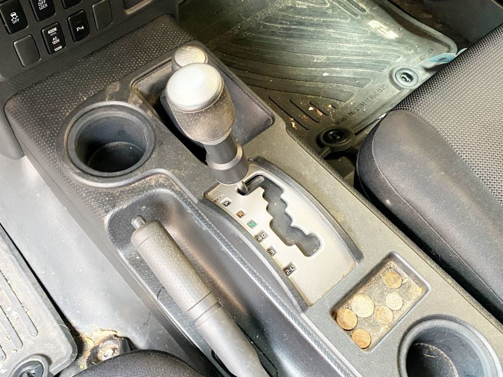 2013 Toyota FJ Cruiser 4WD 4dr Automatic - 22965825 - 13