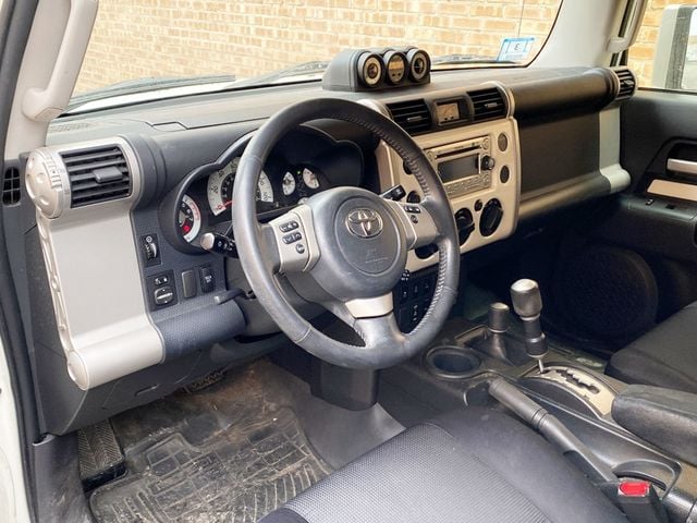 2013 Toyota FJ Cruiser 4WD 4dr Automatic - 22965825 - 7