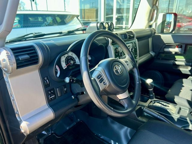 2013 Toyota FJ Cruiser 4WD 4dr Automatic - 22990488 - 14