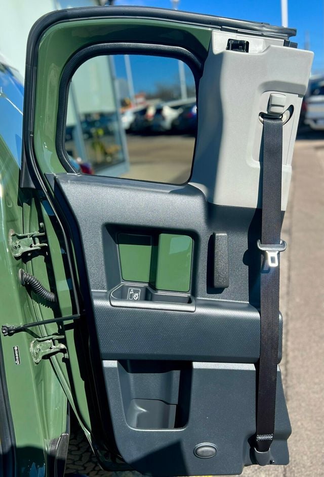 2013 Toyota FJ Cruiser 4WD 4dr Automatic - 22990488 - 16