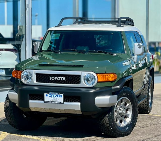 2013 Toyota FJ Cruiser 4WD 4dr Automatic - 22990488 - 28