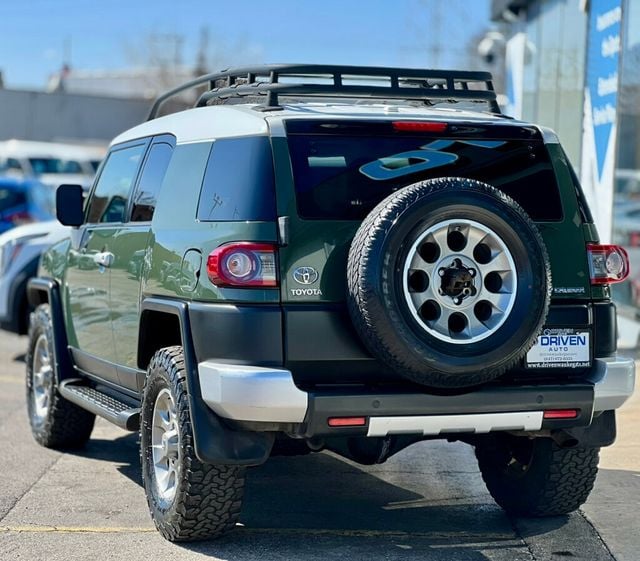2013 Toyota FJ Cruiser 4WD 4dr Automatic - 22990488 - 30