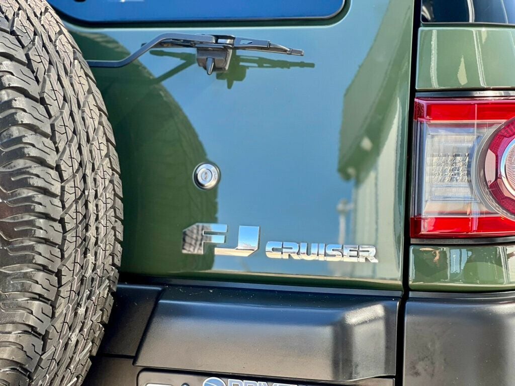 2013 Toyota FJ Cruiser 4WD 4dr Automatic - 22990488 - 8