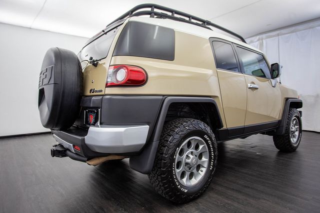 2013 Toyota FJ Cruiser 4WD 4dr Automatic - 22492694 - 29