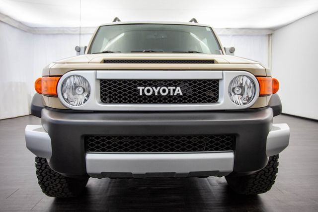 2013 Toyota FJ Cruiser 4WD 4dr Automatic - 22492694 - 35