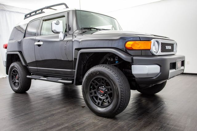 2013 Toyota FJ Cruiser 4WD 4dr Automatic - 22588090 - 27