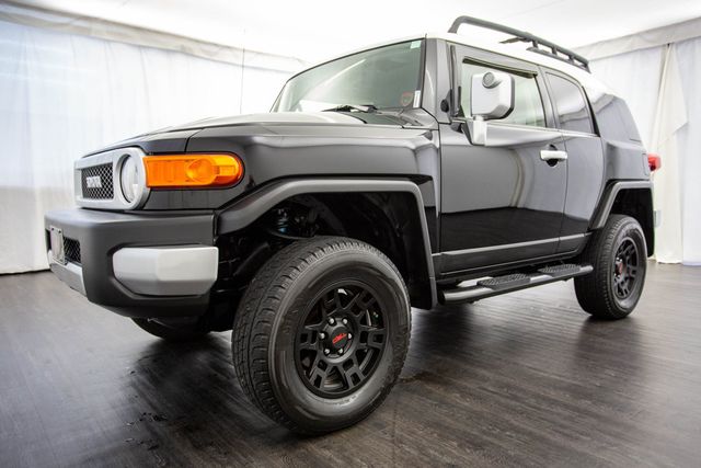 2013 Toyota FJ Cruiser 4WD 4dr Automatic - 22588090 - 28