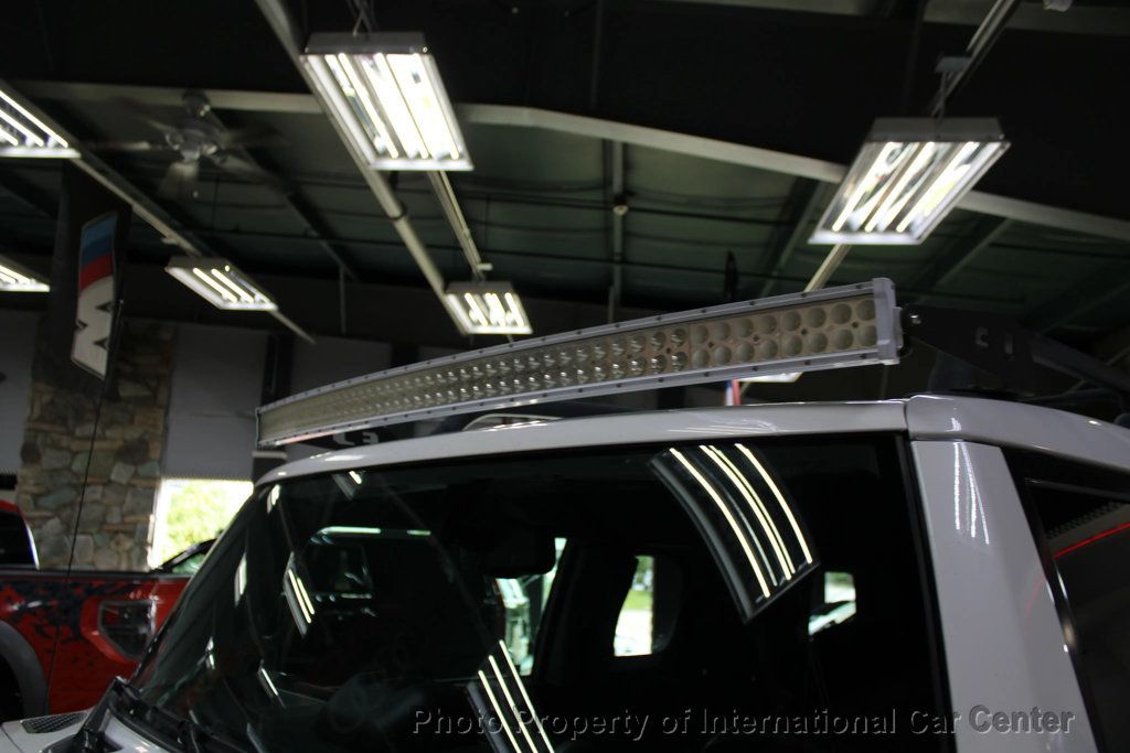 2013 Toyota FJ Cruiser Base photo 11