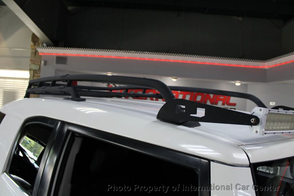2013 Toyota FJ Cruiser Base photo 46