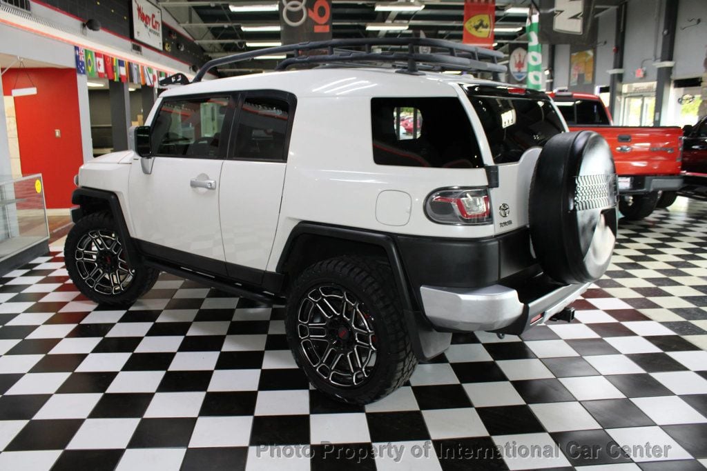 2013 Toyota FJ Cruiser Base photo 8