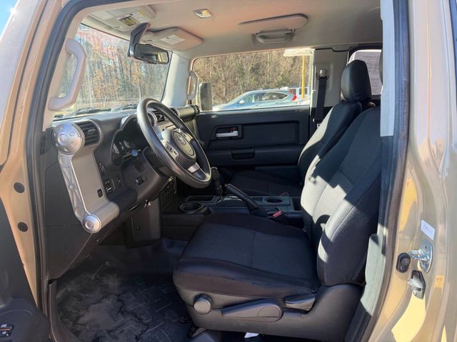 2013 Toyota FJ Cruiser RWD 4dr Automatic - 22971665 - 8