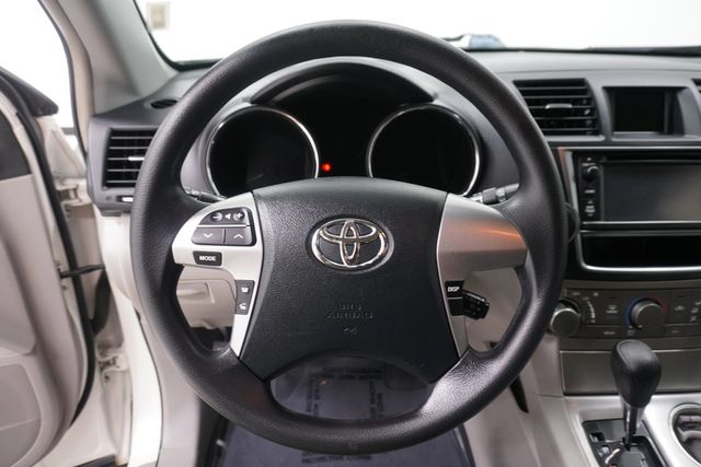 2013 Toyota Highlander  - 22896946 - 16