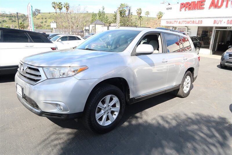 2013 Toyota Highlander  - 22995682 - 1