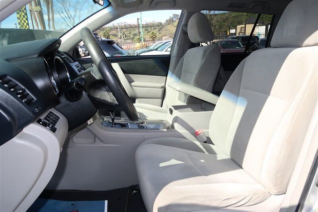 2013 Toyota Highlander  - 22995682 - 4