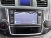 2013 Toyota Highlander 4WD 4dr V6 LE Plus 7 Passenger Tech Package - 22963414 - 14