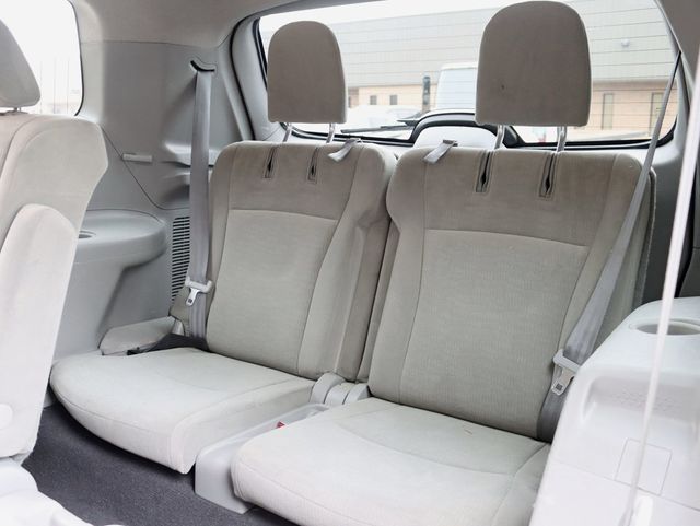 2013 Toyota Highlander 4WD 4dr V6 LE Plus 7 Passenger Tech Package - 22963414 - 22