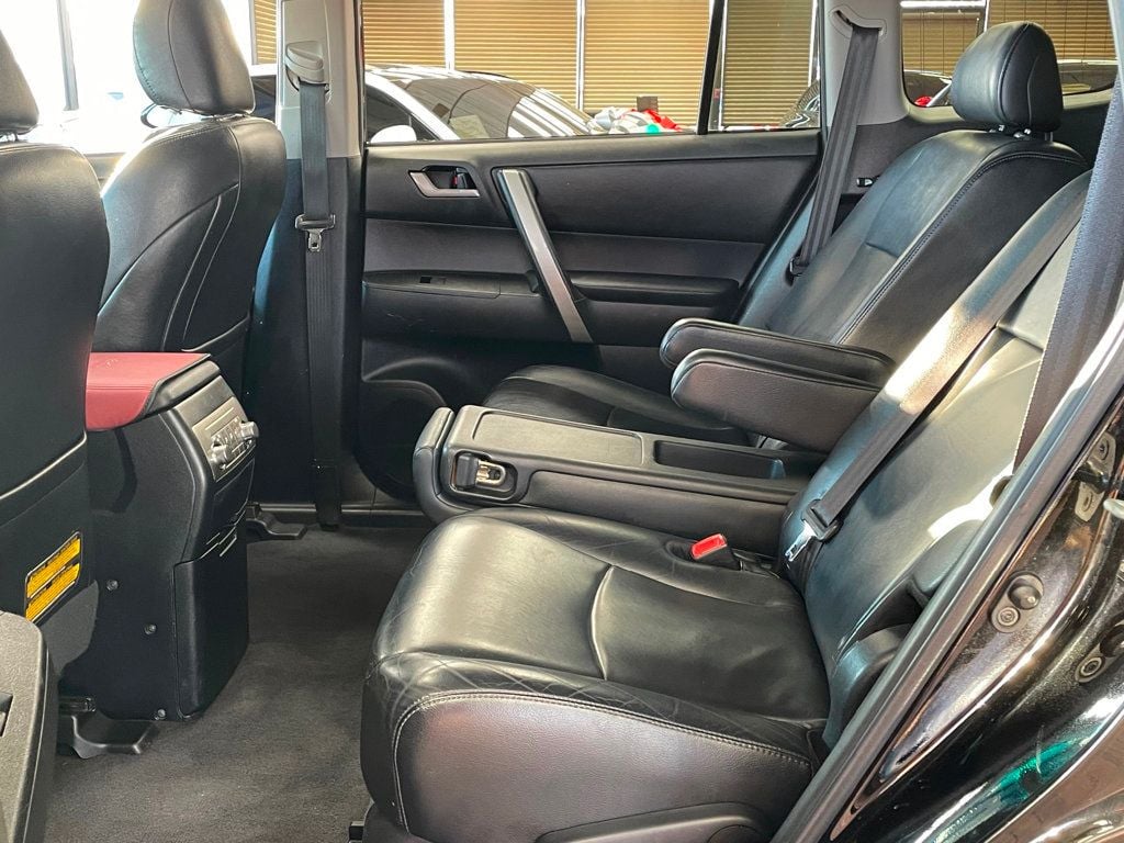 2013 Toyota Highlander 4WD 4dr V6 Plus - 22978289 - 15