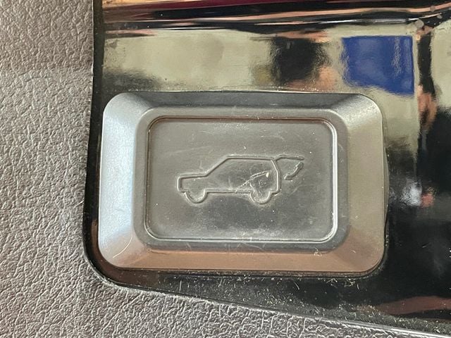 2013 Toyota Highlander 4WD 4dr V6 Plus - 22978289 - 20