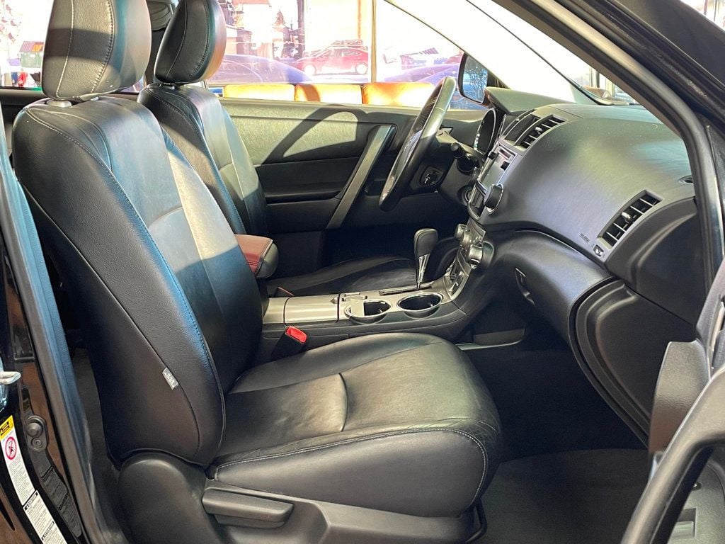 2013 Toyota Highlander 4WD 4dr V6 Plus - 22978289 - 22