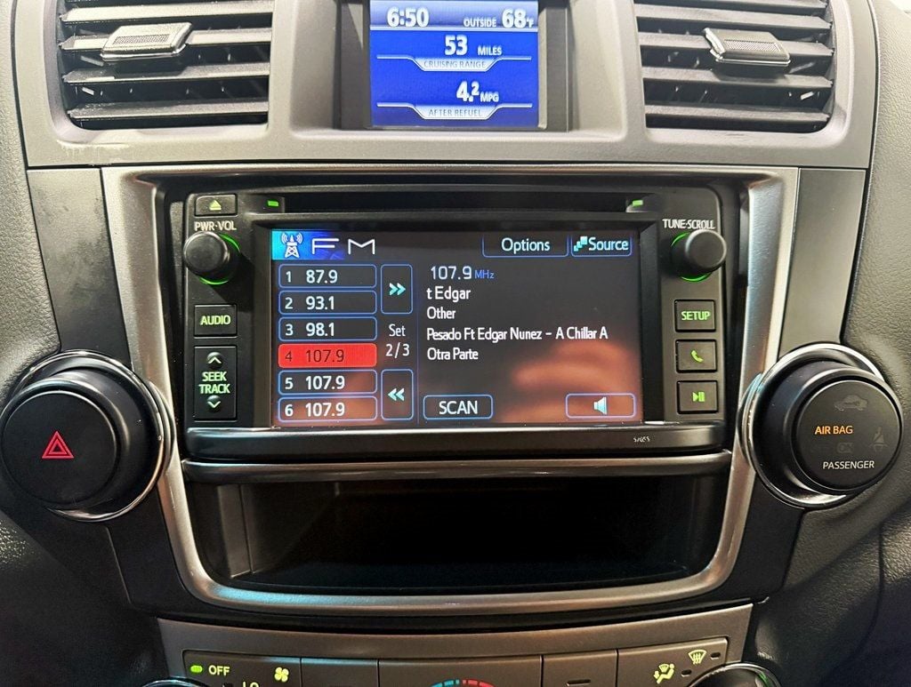 2013 Toyota Highlander 4WD 4dr V6 Plus - 22929715 - 15