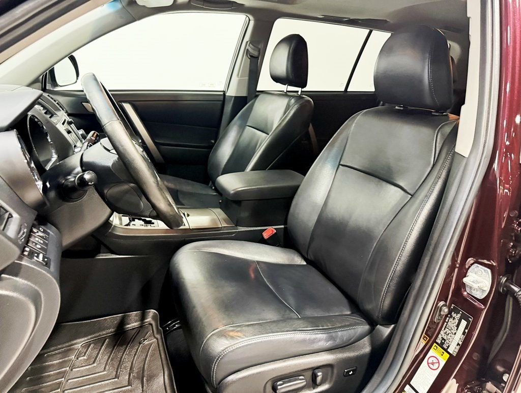 2013 Toyota Highlander 4WD 4dr V6 Plus - 22929715 - 25