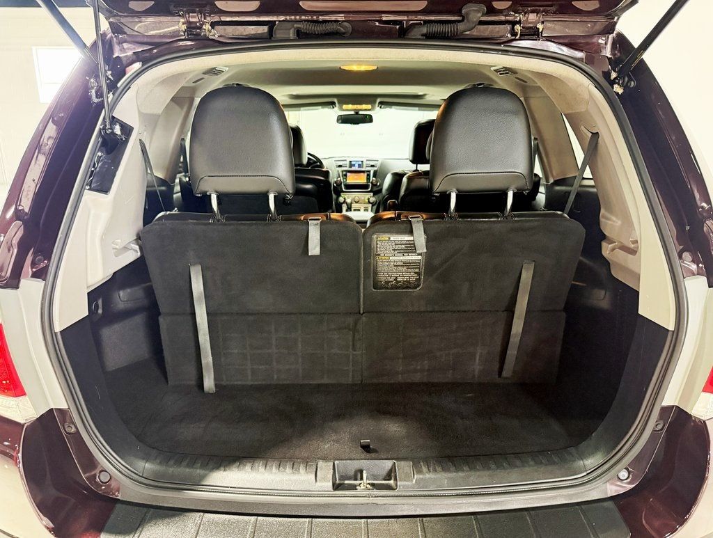 2013 Toyota Highlander 4WD 4dr V6 Plus - 22929715 - 38