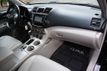 2013 Toyota Highlander 4WD 4dr V6 SE - 22932717 - 25