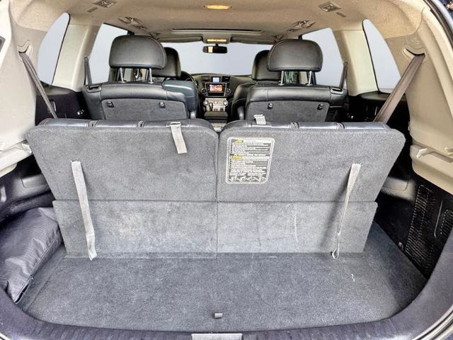 2013 Toyota Highlander 4WD 4dr V6 SE - 23087052 - 17