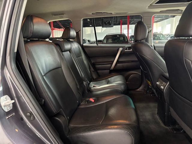 2013 Toyota Highlander 4WD 4dr V6 SE - 23072755 - 22