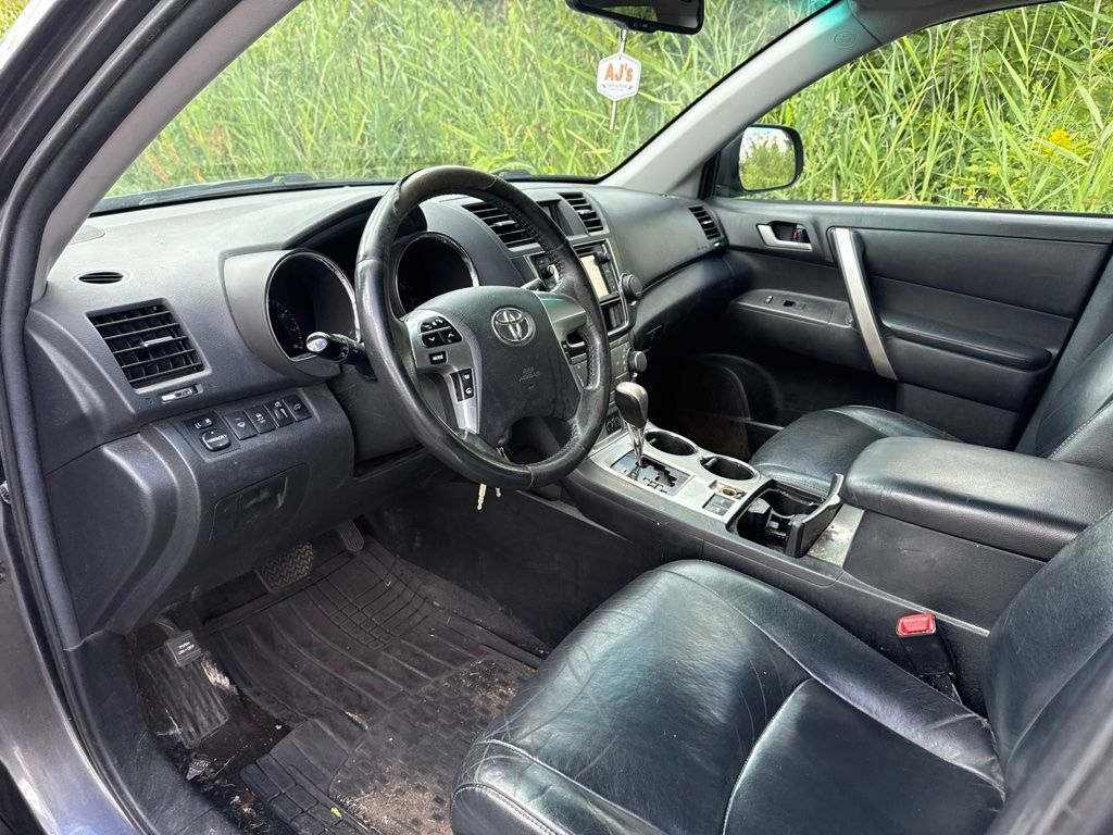 2013 Toyota Highlander 4WD 4dr V6 SE - 23072755 - 7