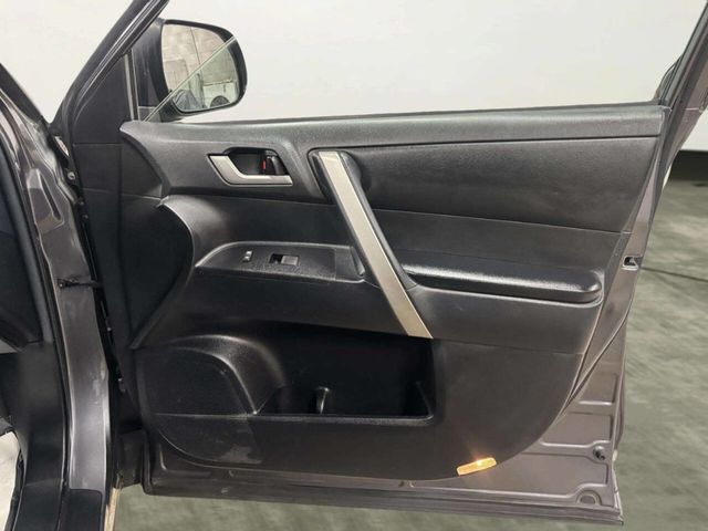 2013 Toyota Highlander 4WD 4dr V6 SE - 22992731 - 21