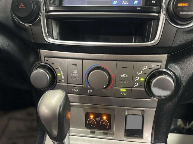 2013 Toyota Highlander 4WD 4dr V6 SE - 22992731 - 29