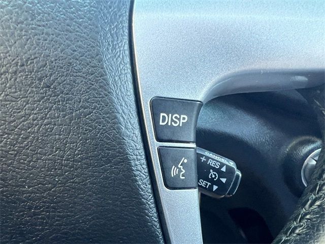 2013 Toyota Highlander SE photo 10