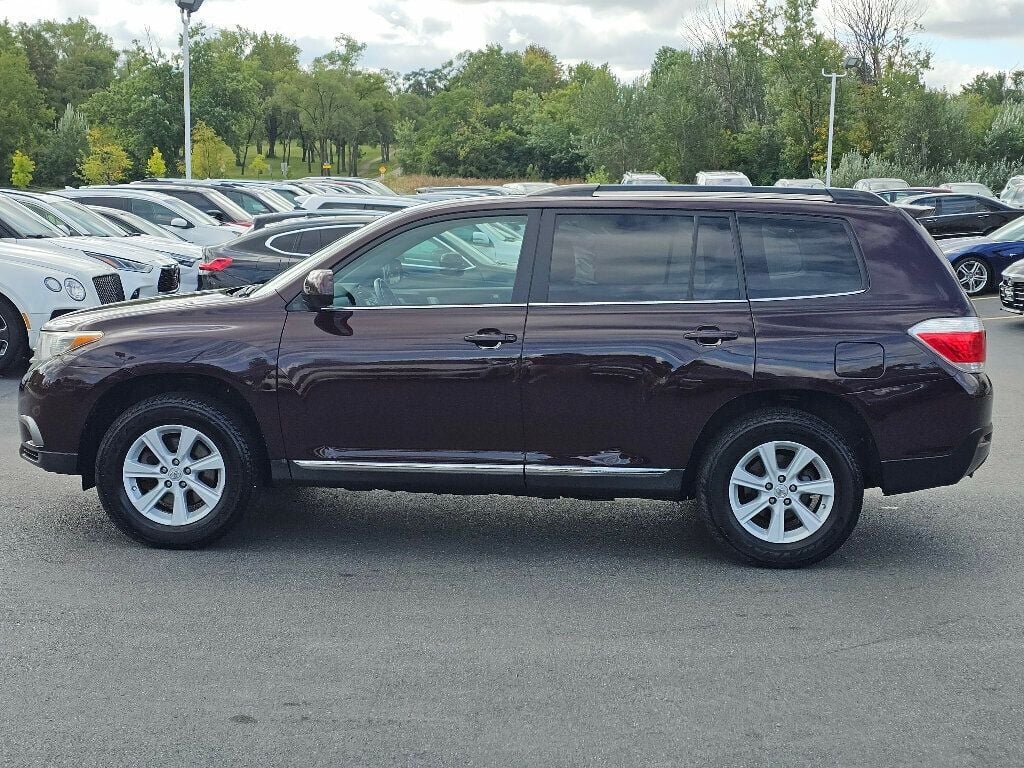 2013 Toyota Highlander Base Hybrid photo 14