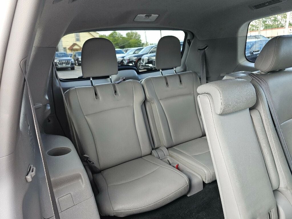2013 Toyota Highlander Base Hybrid photo 21