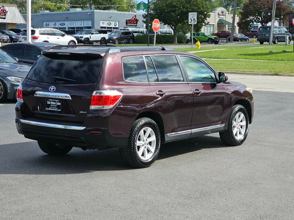2013 Toyota Highlander Base Hybrid photo 6