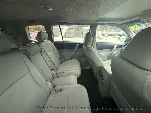 2013 Toyota Highlander Base - 22987533 - 10