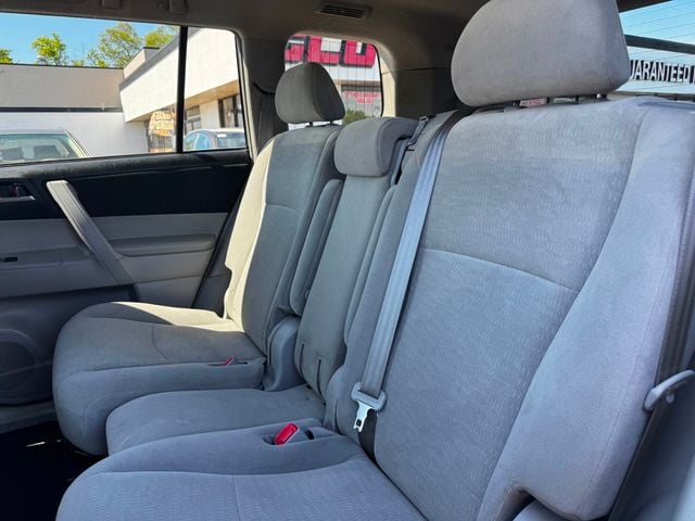 2013 Toyota Highlander BASE - 23031339 - 12