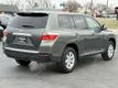 2013 Toyota Highlander FWD 4dr V6 - 22703816 - 6