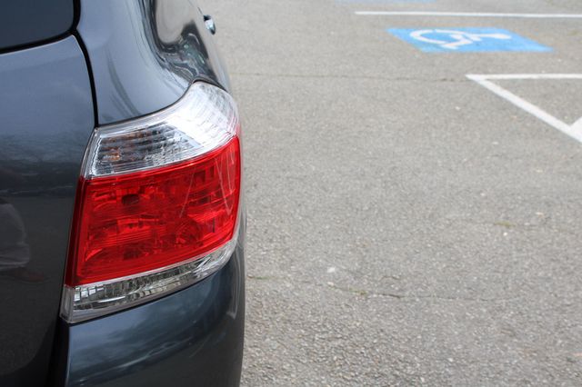 2013 Toyota Highlander FWD 4dr V6 Plus - 23007785 - 17