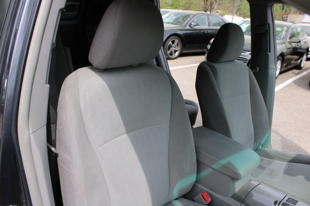 2013 Toyota Highlander FWD 4dr V6 Plus - 23007785 - 23