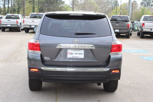 2013 Toyota Highlander FWD 4dr V6 Plus - 23007785 - 5
