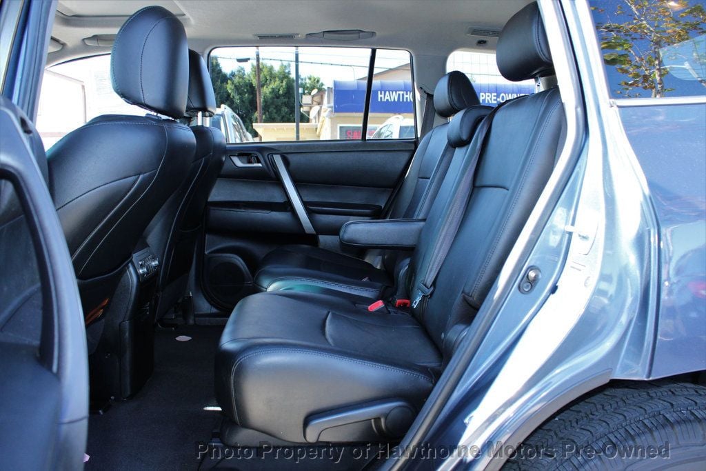 2013 Toyota Highlander FWD 4dr V6 SE - 22963618 - 9