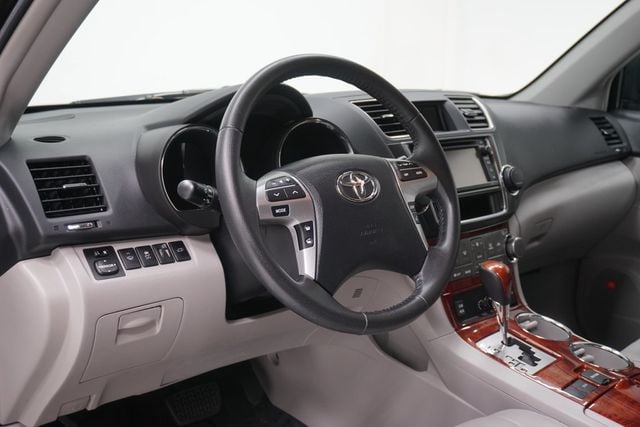 2013 Toyota Highlander Limited - 22999178 - 8