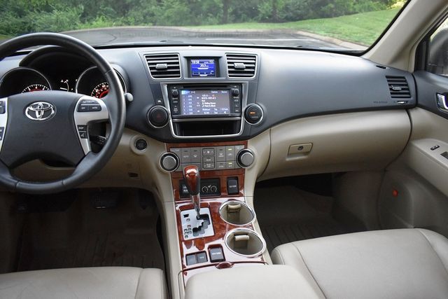 2013 Toyota Highlander Limited - 23039390 - 21