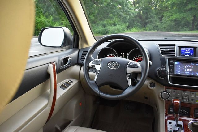 2013 Toyota Highlander Limited - 23039390 - 22