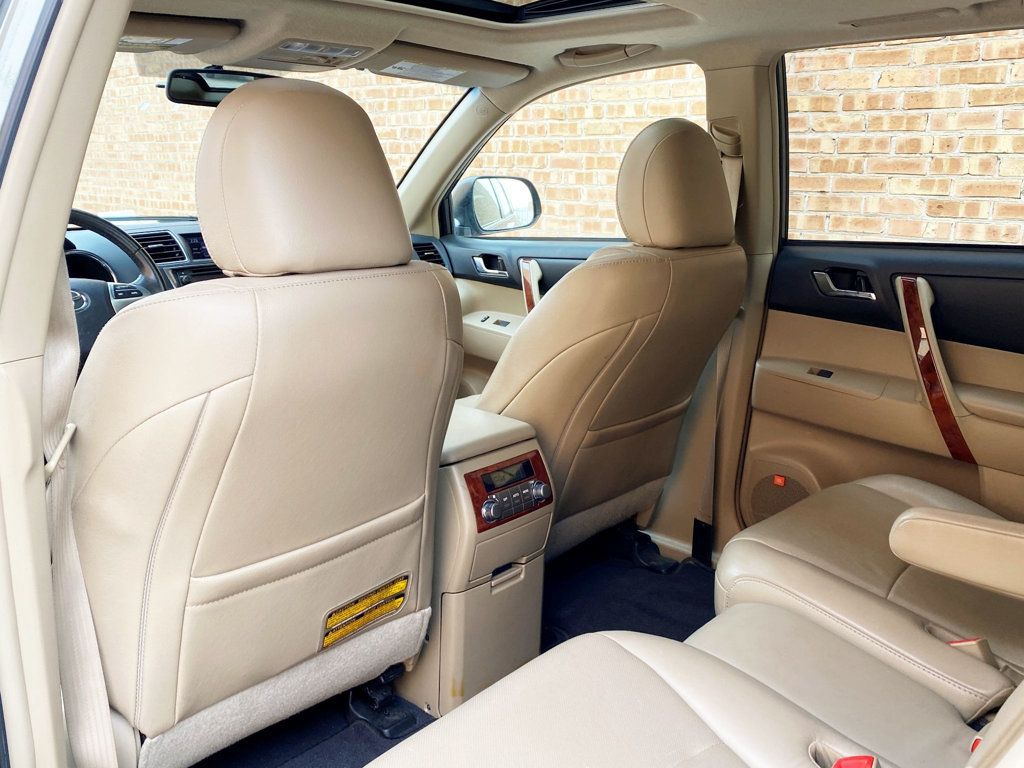 2013 Toyota Highlander Limited - 22999636 - 16