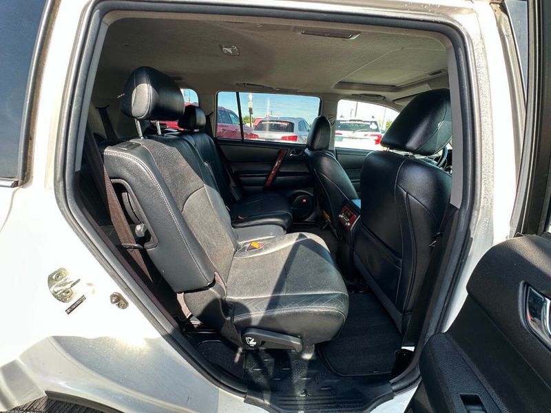2013 Toyota Highlander Limited AWD 4dr SUV - 22921269 - 26