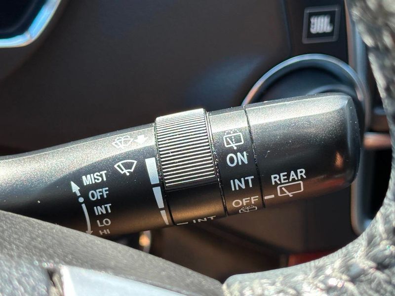 2013 Toyota Highlander Limited AWD 4dr SUV - 22921269 - 39