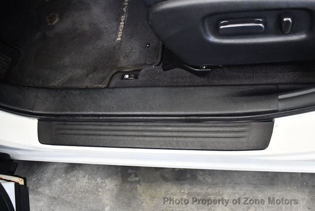 2013 Toyota Highlander SE - 22952807 - 6